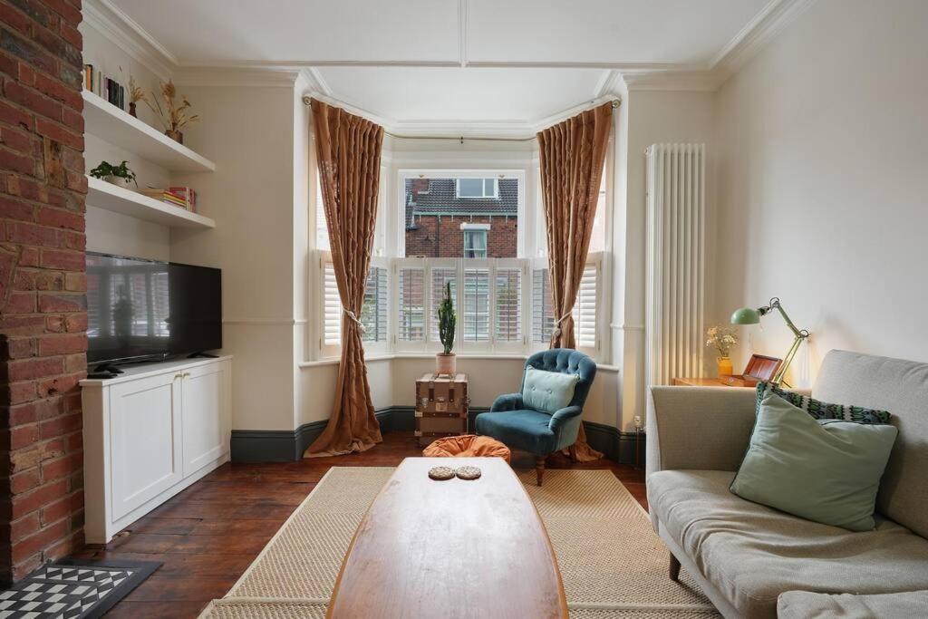 Penryhn House - Spacious 3 Bed Home From Home, Great For Families, Groups & Workers With Free Parking - Hosted By Stay Host Save Sheffield Buitenkant foto