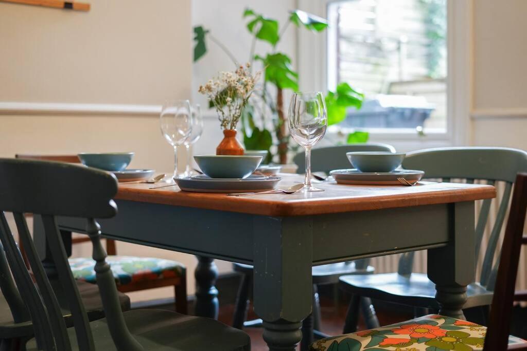 Penryhn House - Spacious 3 Bed Home From Home, Great For Families, Groups & Workers With Free Parking - Hosted By Stay Host Save Sheffield Buitenkant foto